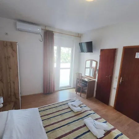 Apartman Tonino &