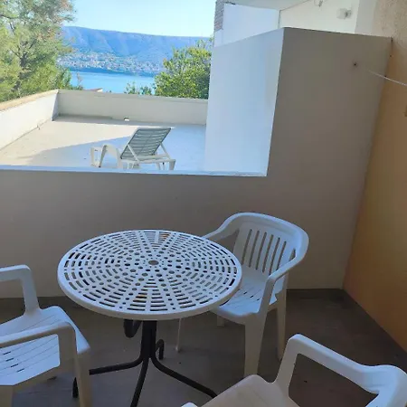 Apartment Tonino Pag Town